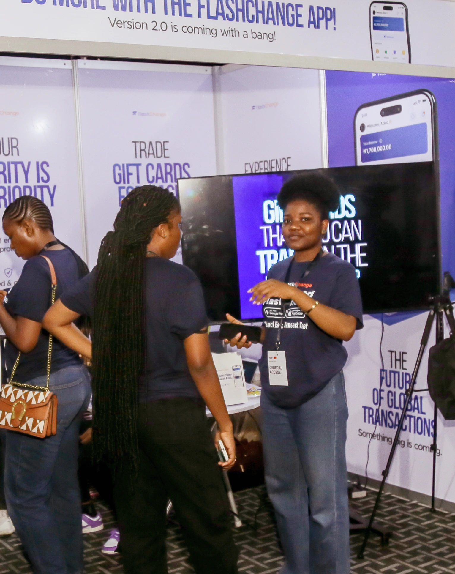 staff-image-ar-exhibition